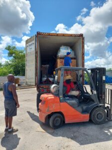Global Sales Team Loading Container for Bahamas